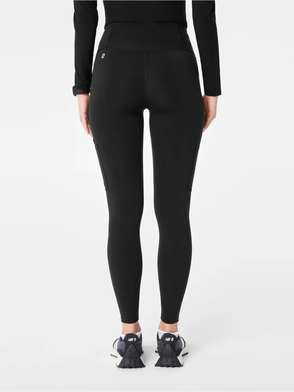 FIGS Ashland High-Rise Women’s Scrublegging Skinny Leg Scrub Leggings (black)